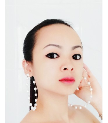 Boucles d'oreilles rondes à perles  blanches 10cm (1 paire)